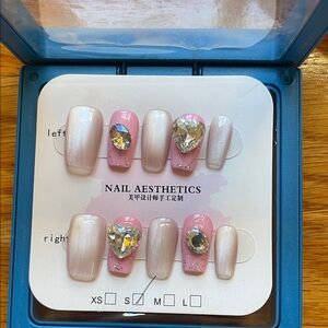 Nail Aesthetics Pink and White Press-On Nails